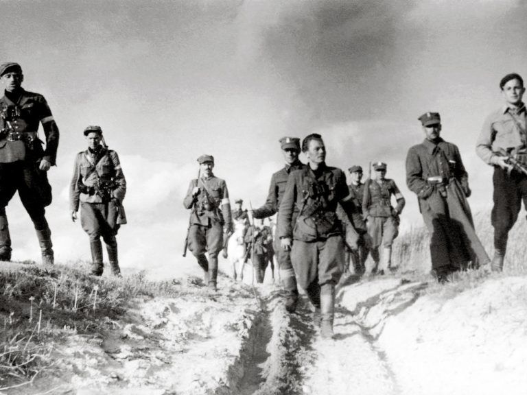 19 stycznia roku 1945 – rozwiązanie AK spowodowane zmianą sytuacji Polski i nowym, sowieckim zagrożeniem