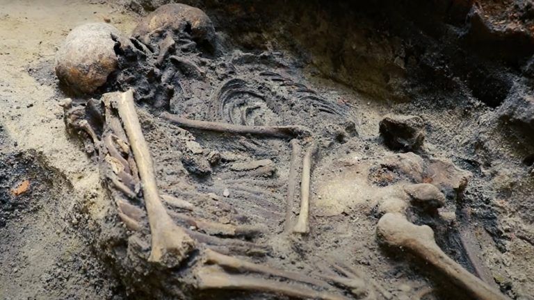 Opole: niesamowite odkrycie archeologów! Znaleźli szkielety, które się… przytulają