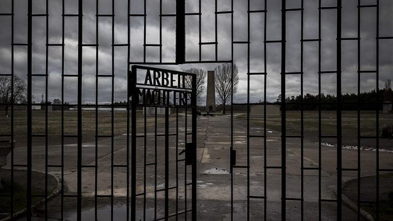 101-letni strażnik obozu koncentracyjnego Sachsenhausen skazany. Długość wyroku zaskakuje!