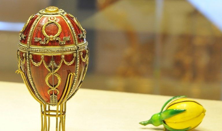 Jajca Fabjerże – miniaturowe dzieła sztuki, które zawładnęły sercami carów