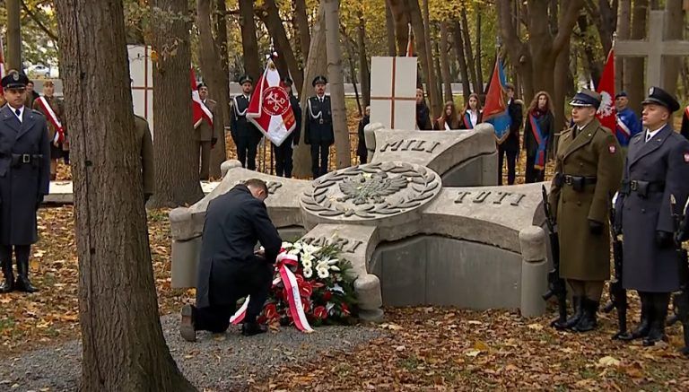 Gdańsk: uroczysty pochówek Obrońców Westerplatte. Prezydent Duda: to ważny moment dla Polski