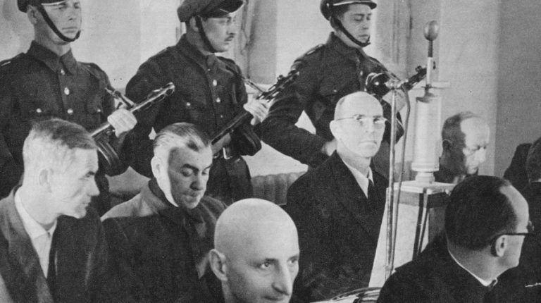 18 lutego roku 1946 – powołanie Najwyższego Trybunału Narodowego do osądzenia zbrodni niemieckich nazistów