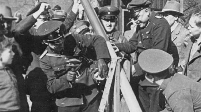 12 marca roku 1938 – wojska niemieckie wkraczają do Austrii