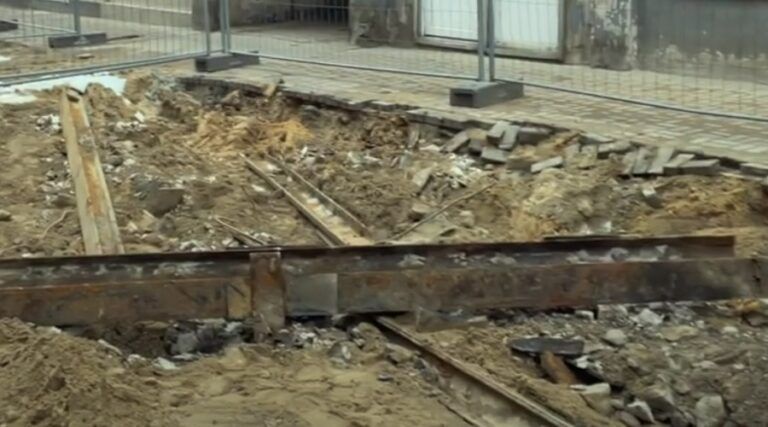 Łódź: na placu budowy odkryto ludzkie szczątki. Czy to więźniowie polityczni z XX wieku?